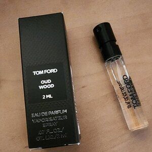 Tom Ford Oud Wood sample size 2ml